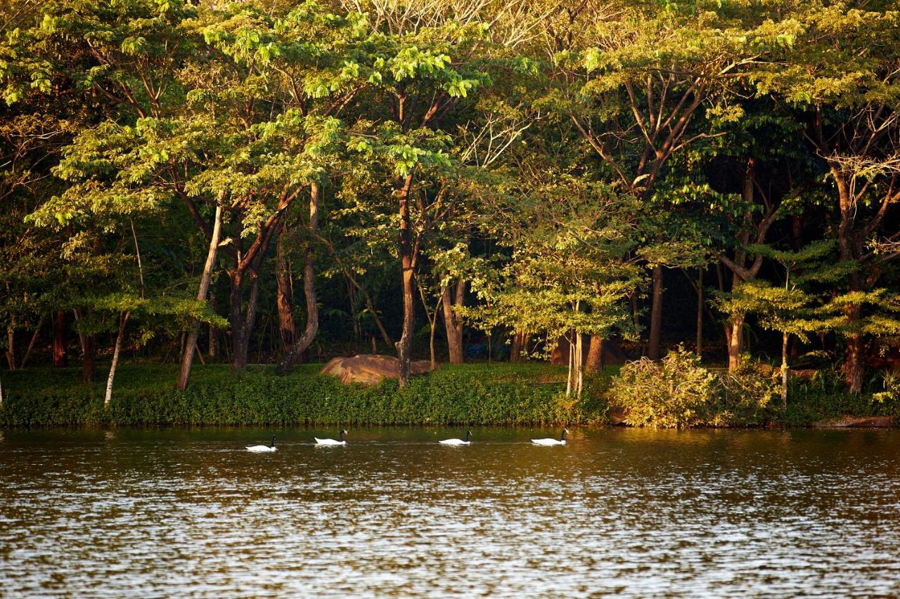 InterContinental Khao Yai Resort, an IHG Hotel Pak Chong Esterno foto